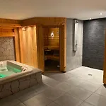 ホテル Les Reflets Du
