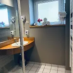 ホテル Les Reflets Du 3*