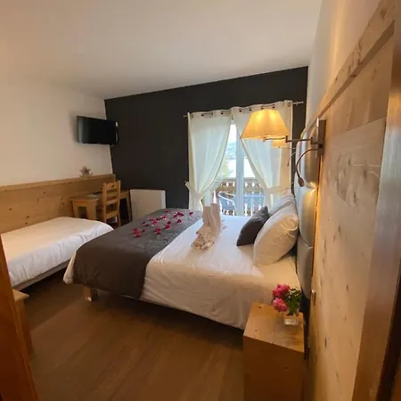 Otel Les Reflets Du