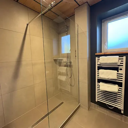 Hotel Les Reflets Du