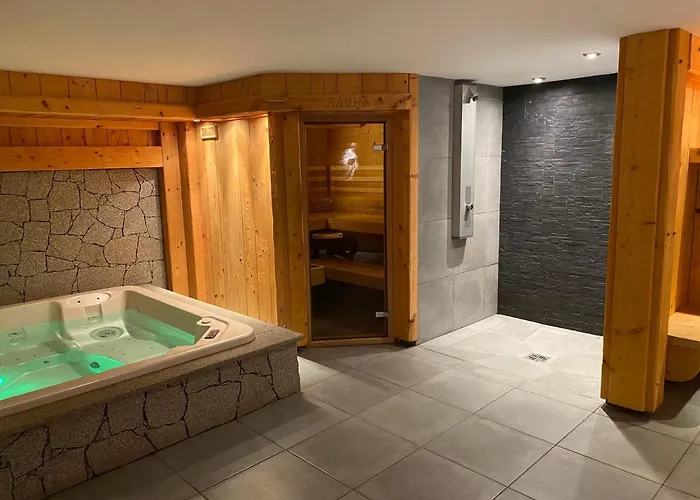 Hotel Les Reflets Du