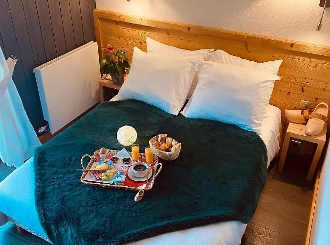 Hotel Les Reflets Du