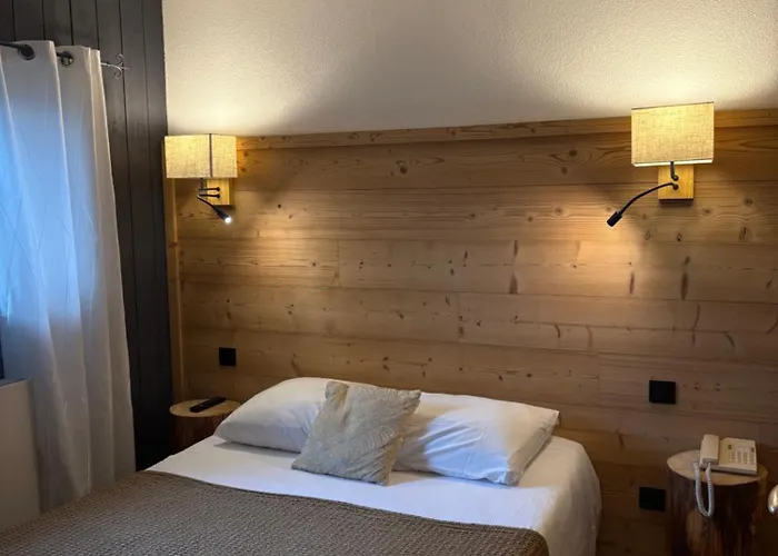 Les Reflets Du ホテル 3*