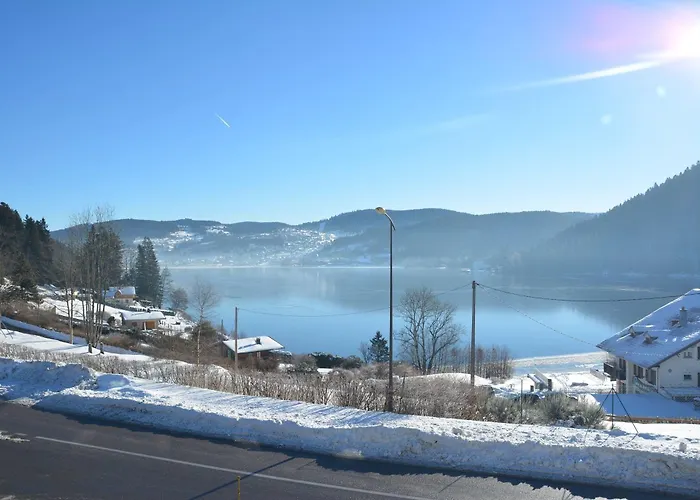 ホテル Les Reflets Du ジェラールメ